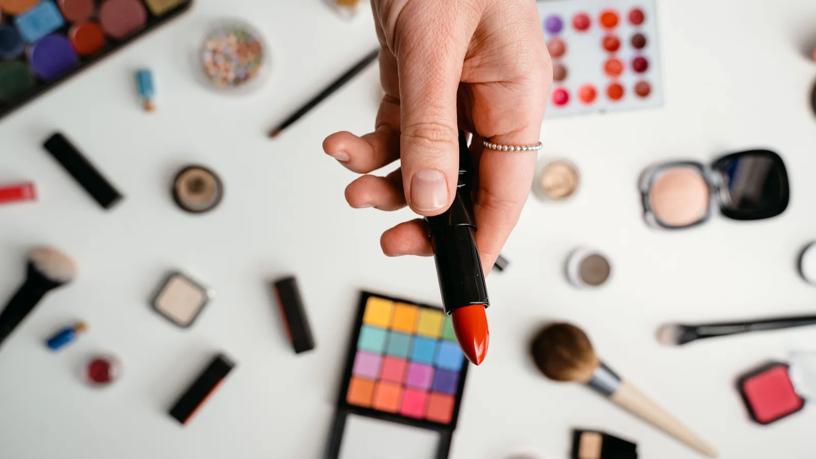 Como criar marketplace de beleza e estética: agenda, cancelamento, NFS-e e pedido híbrido